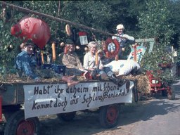 Kirmes &raquo; Alte Kirmesbilder &raquo; Kirmes 1977