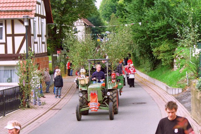 sonntag_umzug_kirmes_2010_118_20160830_2026165373