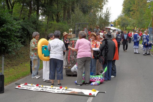 sonntag_umzug_kirmes_2010_278_20160830_1799552576