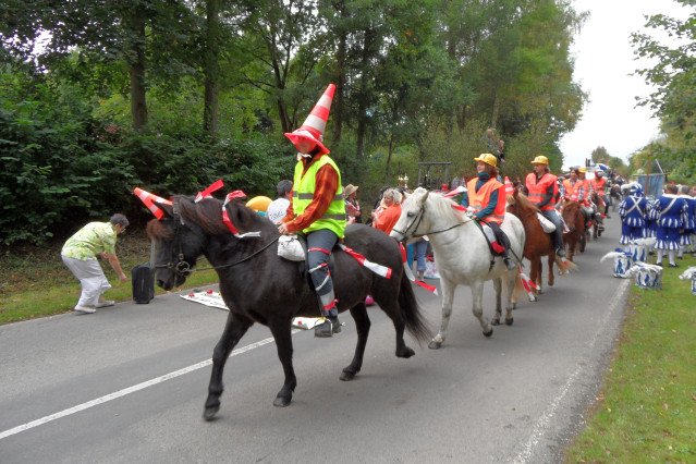 sonntag_umzug_kirmes_2010_279_20160830_1094724880