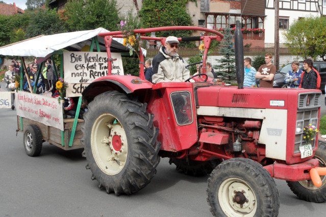 sonntag_umzug_kirmes_2010_303_20160830_1414856820
