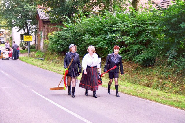 sonntag_umzug_kirmes_2010_31_20160830_1115662367