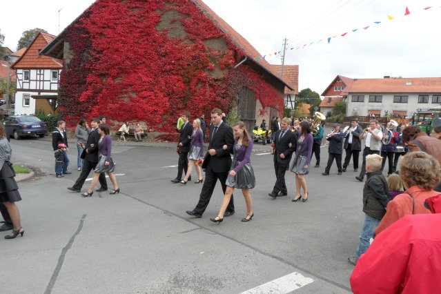 sonntag_umzug_kirmes_2010_325_20160830_1284632770