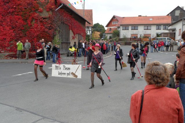 sonntag_umzug_kirmes_2010_336_20160830_1664928463
