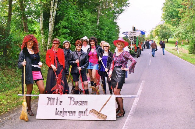 sonntag_umzug_kirmes_2010_58_20160830_1881263587