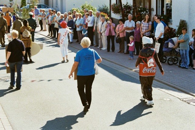 sonntag_umzug_kirmes_2011_97_20160831_1895900993